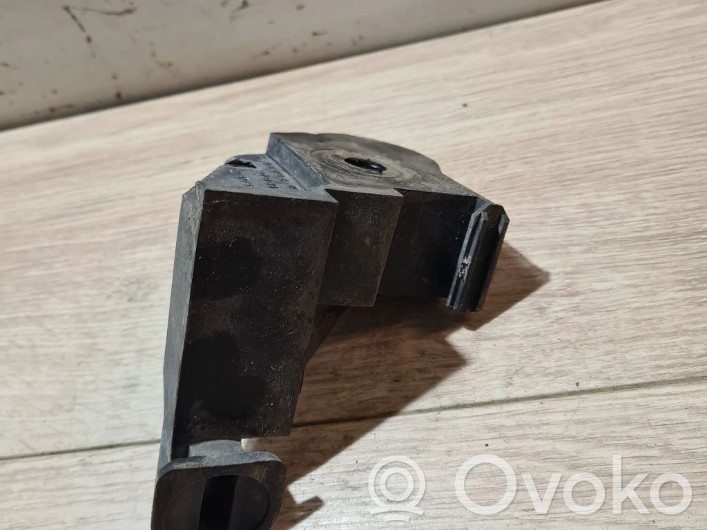 BMW 3 E46 Front bumper mounting bracket 