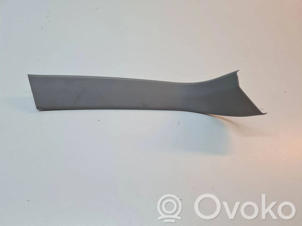 BMW 3 E90 E91 Tailgate/trunk side cover trim 