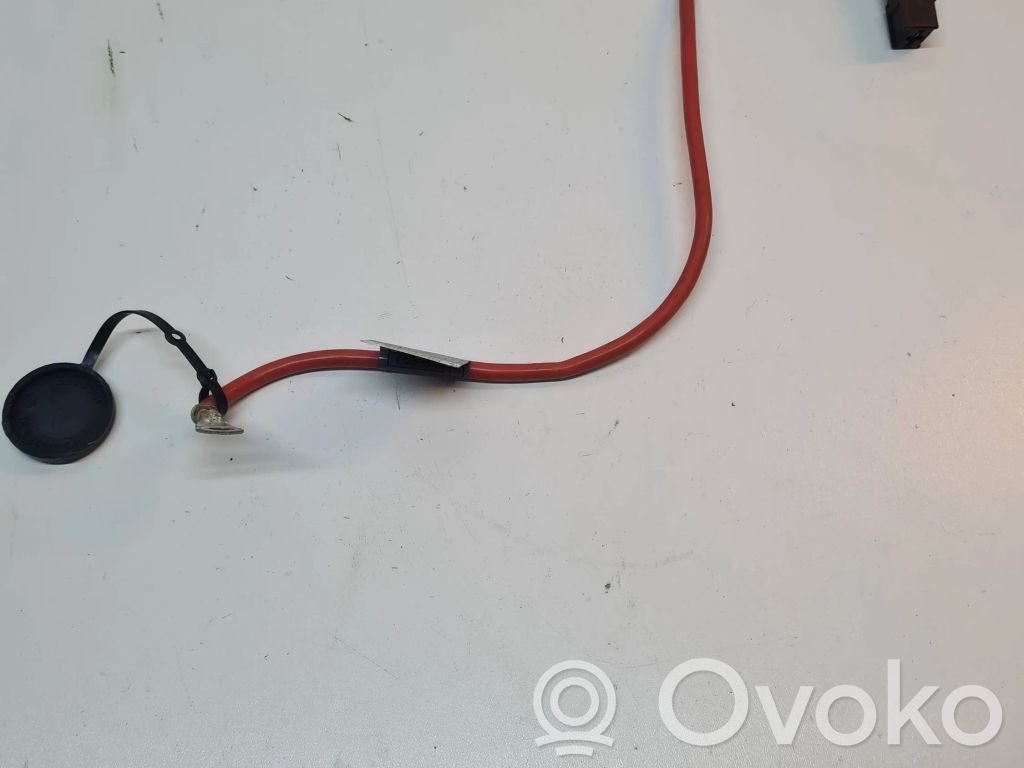 BMW 3 E90 E91 Positive cable (battery) 
