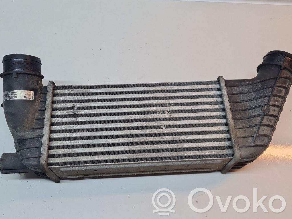 Citroen C8 Interkūlerio radiatorius 