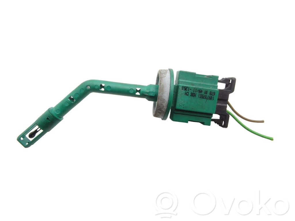 Interior temperature sensor   4H0907543
