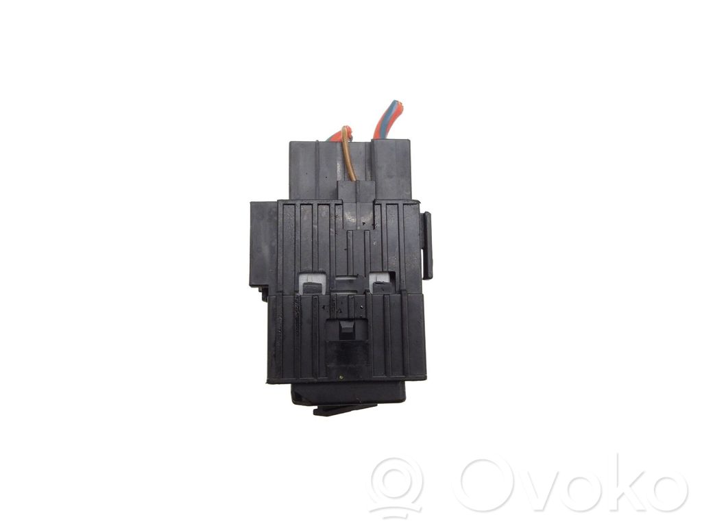Other relay   6939890