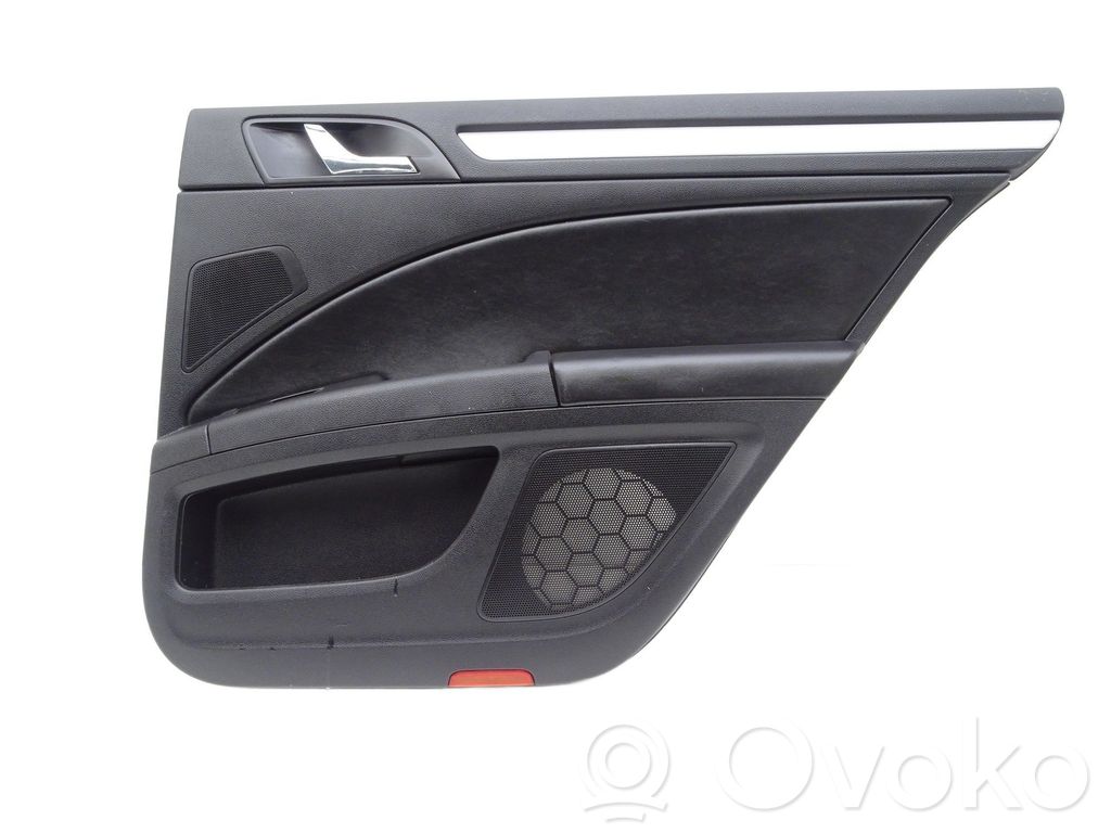 Skoda Superb B6 (3T) Listwa tapicerki drzwi przednich 