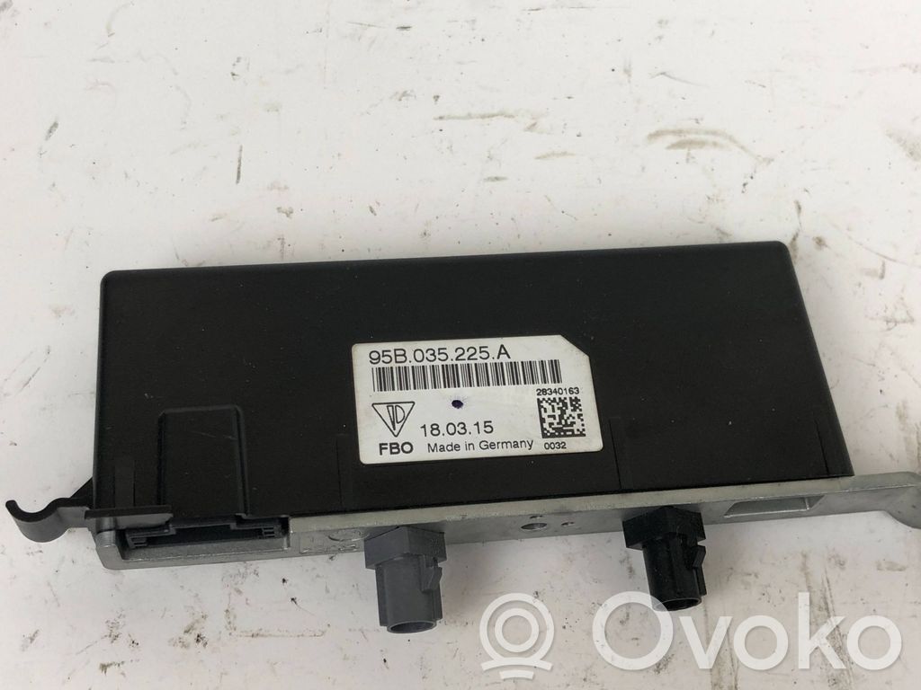 Porsche Macan (95B) Antenos stiprintuvas 