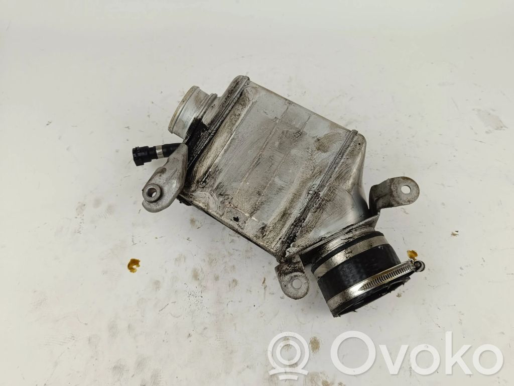 BMW X5 E70 Intercooler radiator 