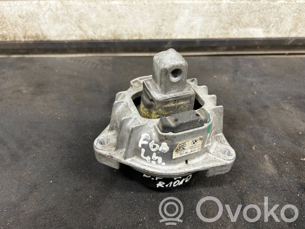 BMW 7 F01 F02 F03 F04 Engine mount bracket 