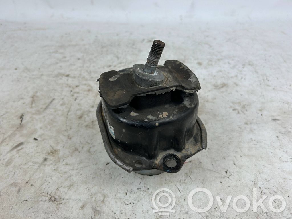 BMW X5 E70 Engine mount bracket 