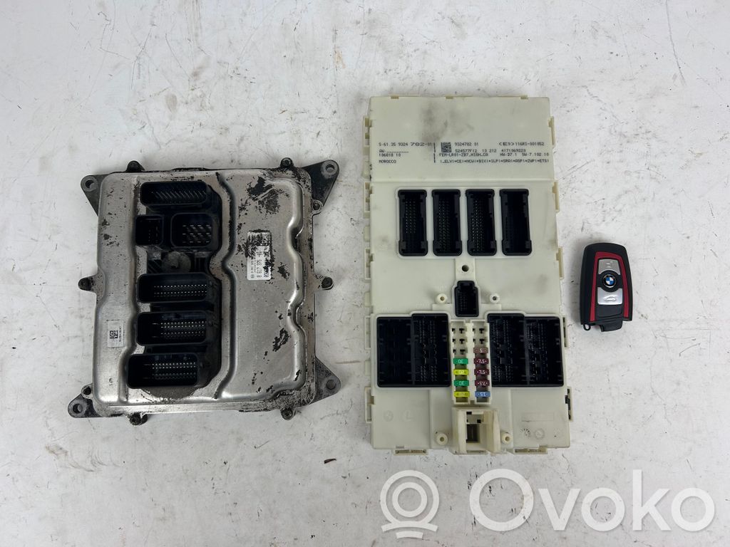 BMW 3 GT F34 Engine ECU kit and lock set 