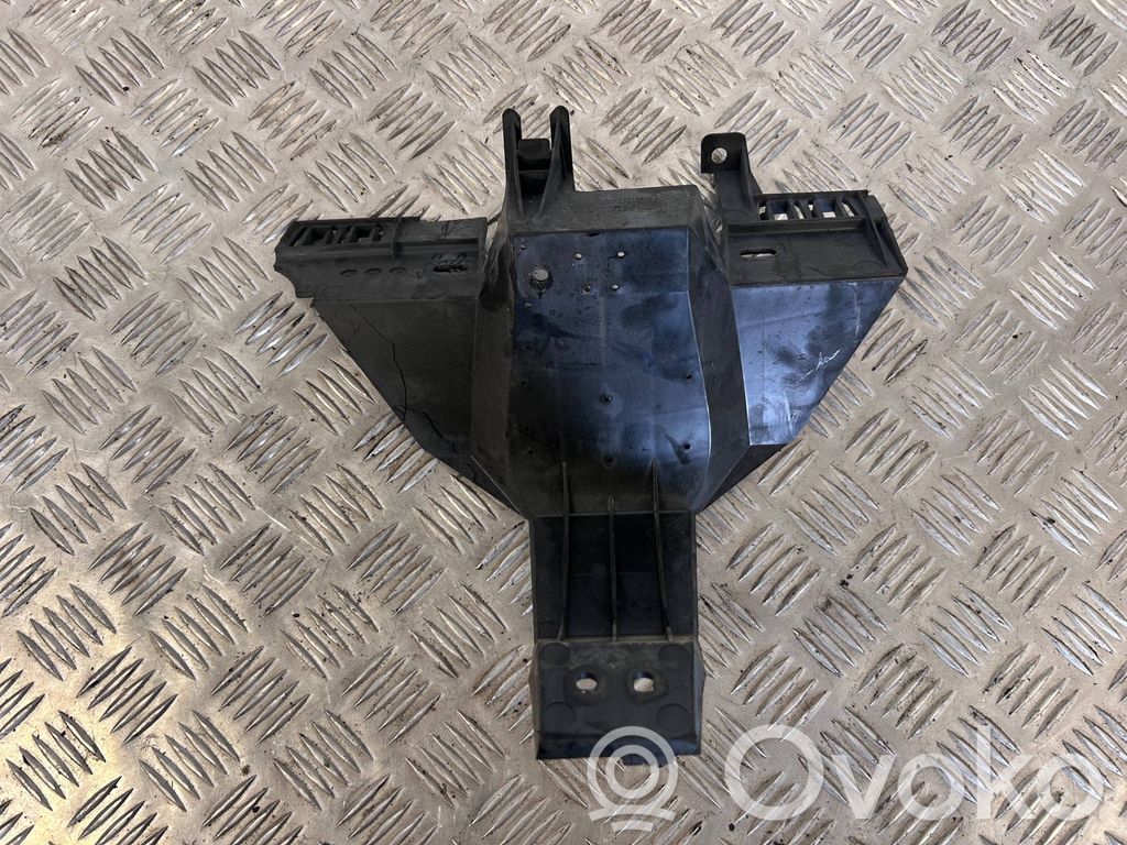 Battery bracket   104633100C