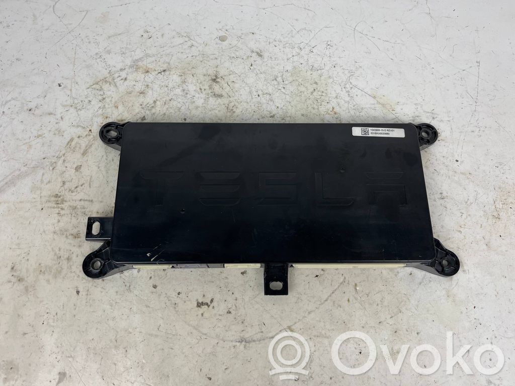 Tesla Model X Door control unit/module 