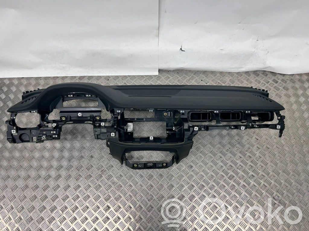 Audi Q7 4M Dashboard 