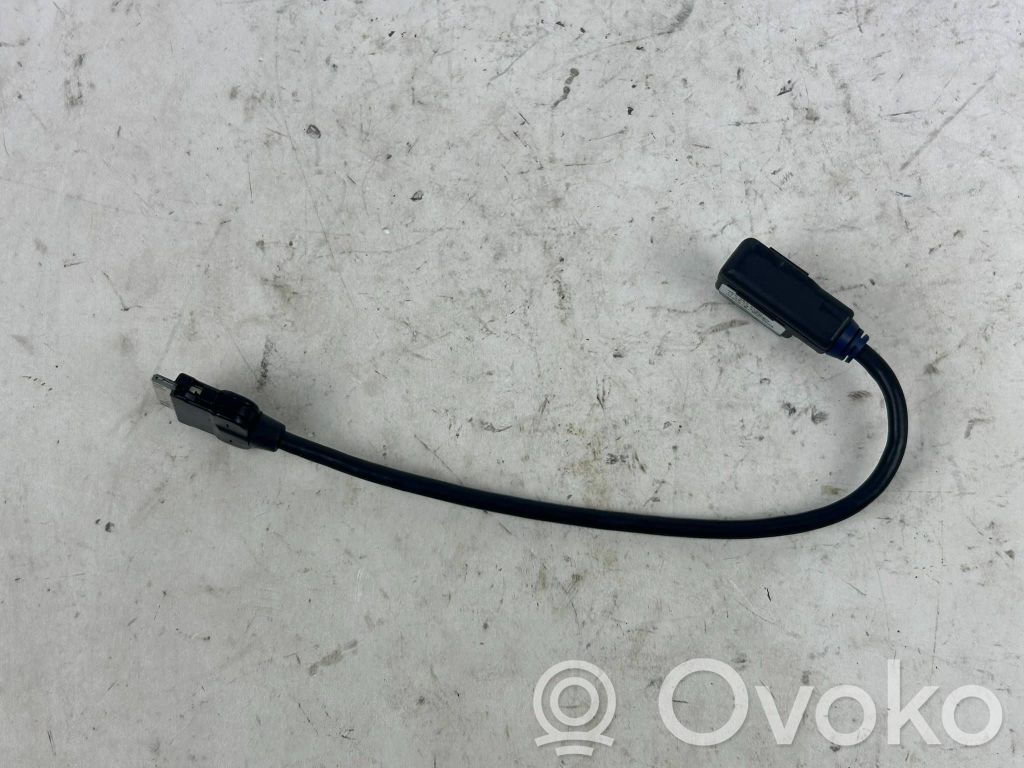 iPod connector socket   4F0051510K