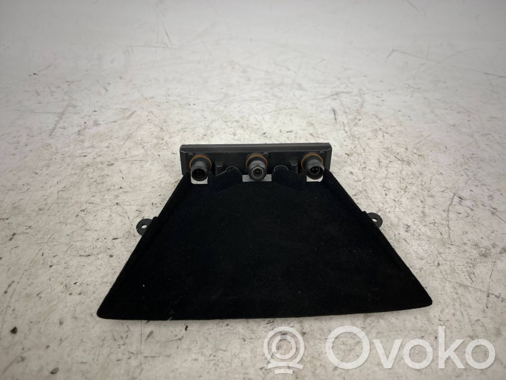 Tesla Model X Windshield/windscreen camera 