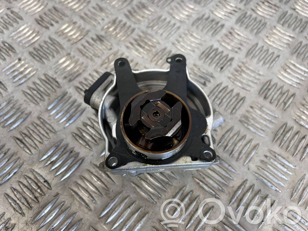 Maserati Ghibli Vacuum pump 