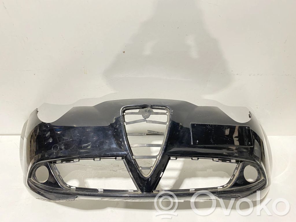 Alfa Romeo Mito Parachoques delantero 