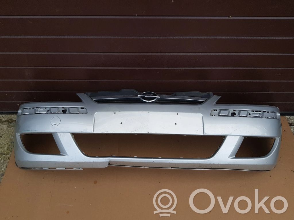 Opel Corsa C Priekinis bamperis 