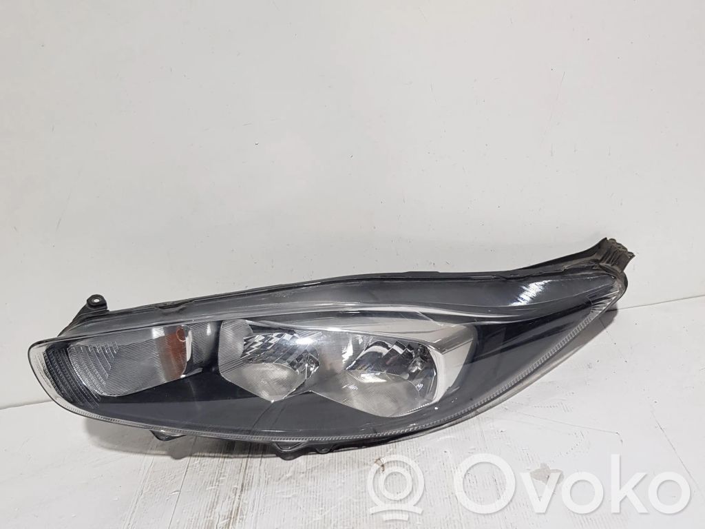 Ford Fiesta Headlight/headlamp 