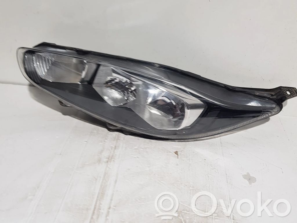 Ford Fiesta Headlight/headlamp 