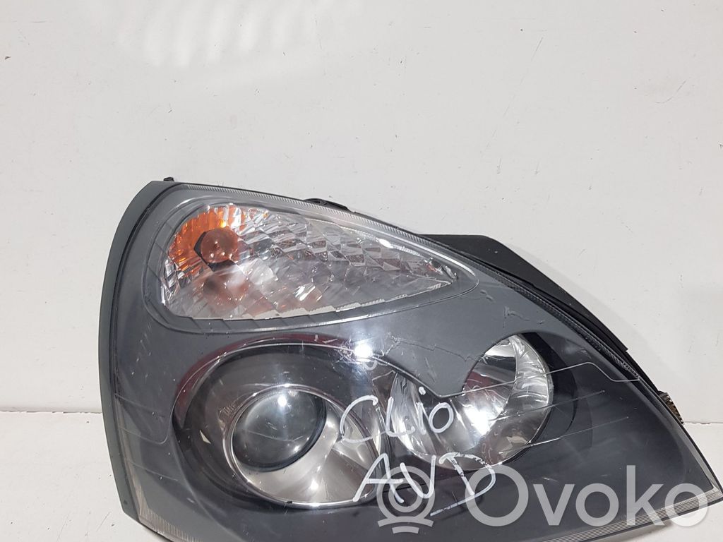 Renault Clio II Scheinwerfer 