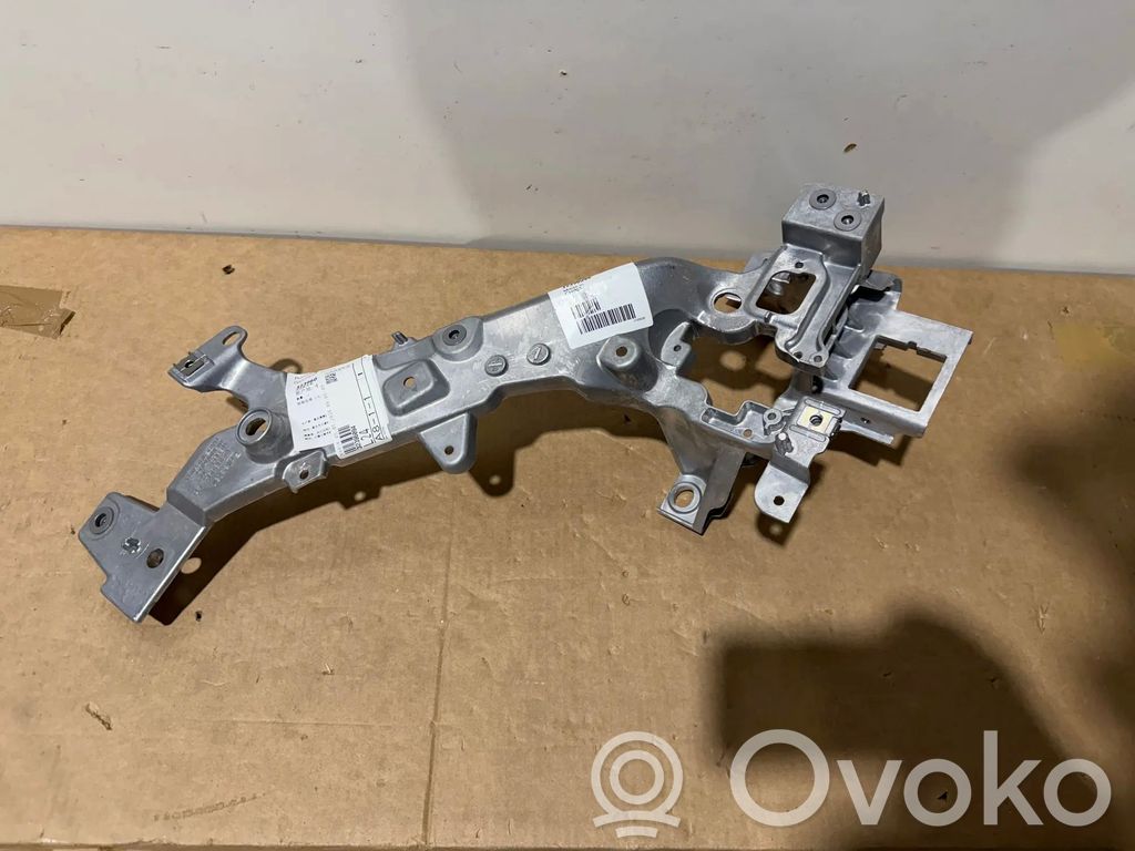 Polestar 2 Headlight/headlamp mounting bracket 