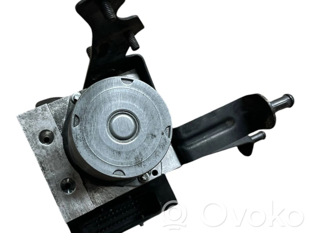 BMW 5 E60 E61 ABS bloks 