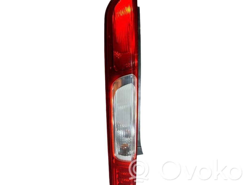 Ford Focus Aizmugurējais lukturis virsbūvē 