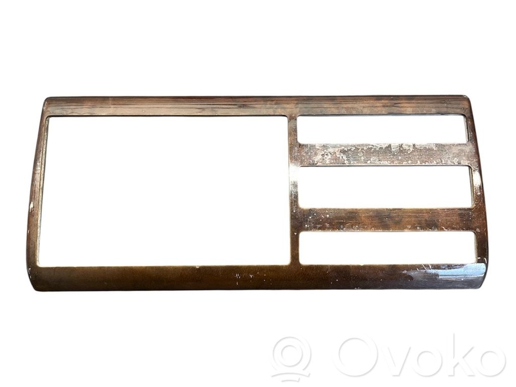 BMW 7 E38 Radio/GPS head unit trim 