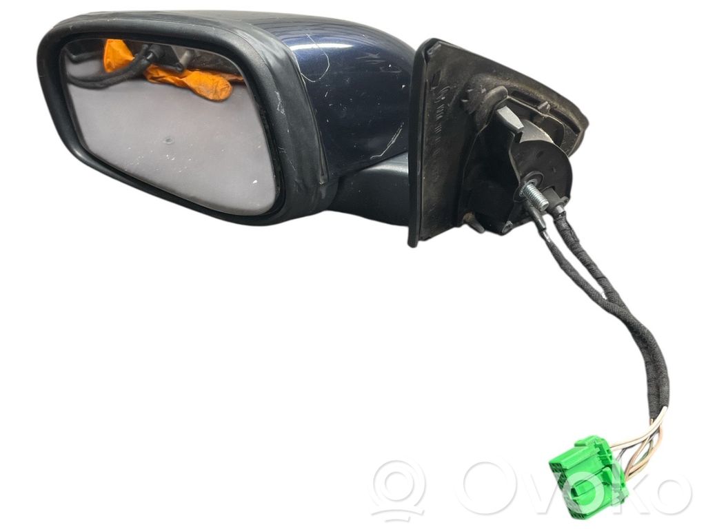 Volvo V70 Front door electric wing mirror 