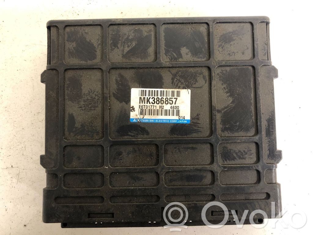 Mitsubishi Pajero Engine control unit/module 