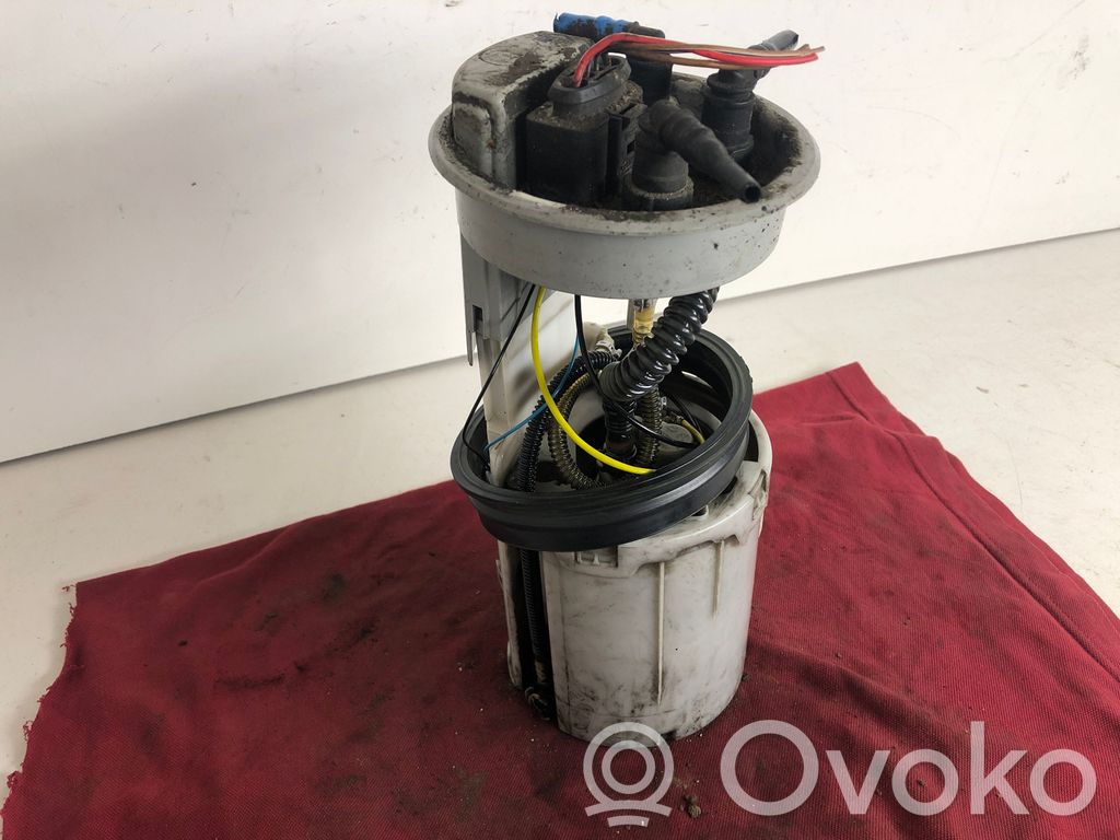 Bomba interna de combustible