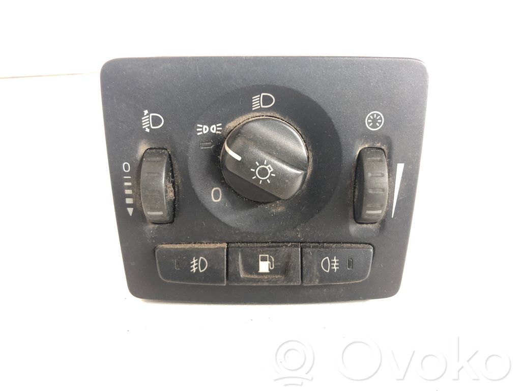 Light switch   30669736