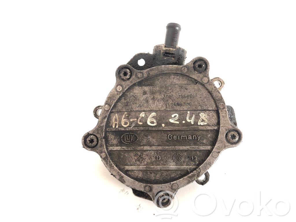 Vacuum pump   06E145100C