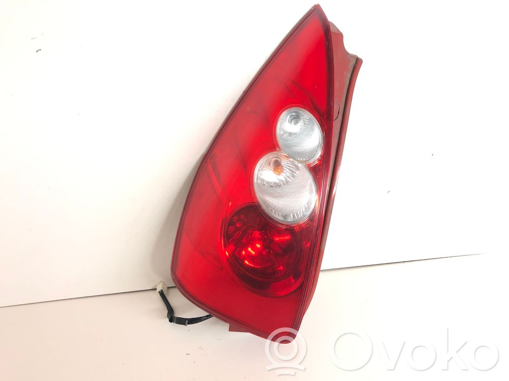 Rear/tail lights