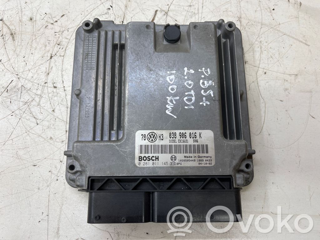 Volkswagen PASSAT B5.5 Engine control unit/module 