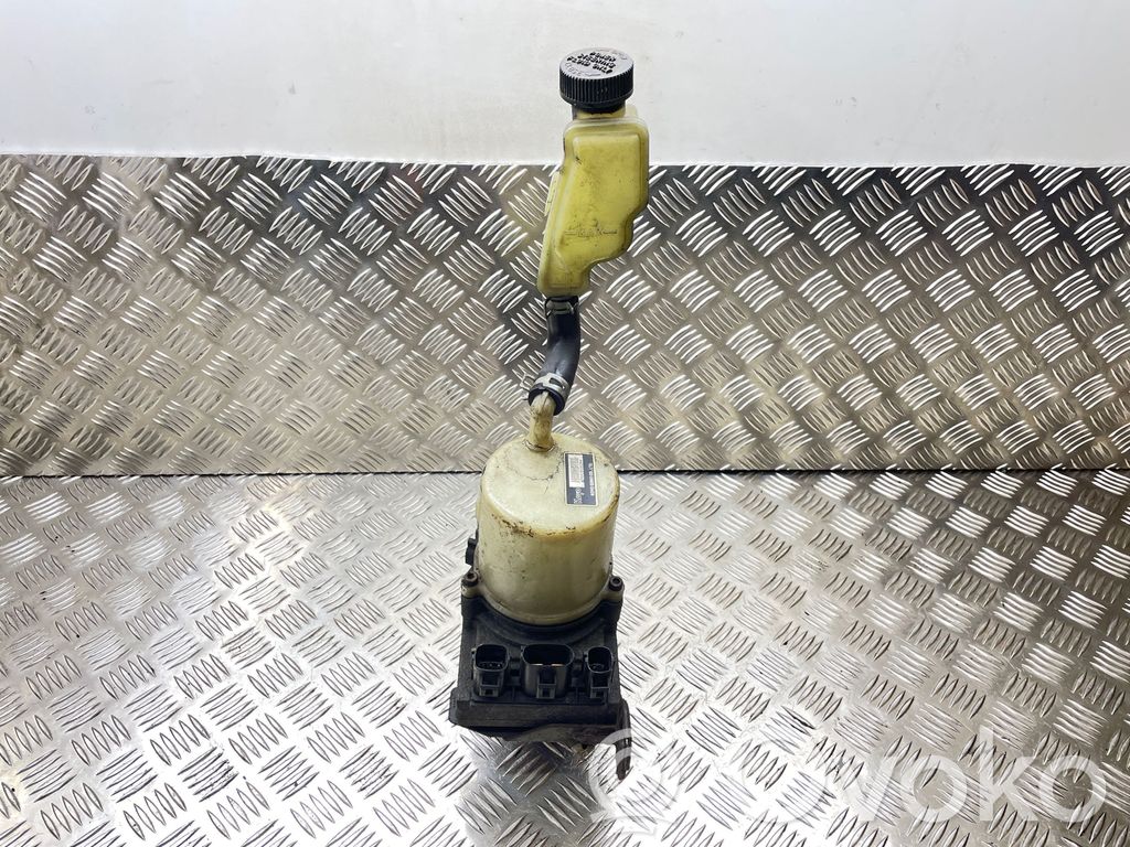 Power steering pump