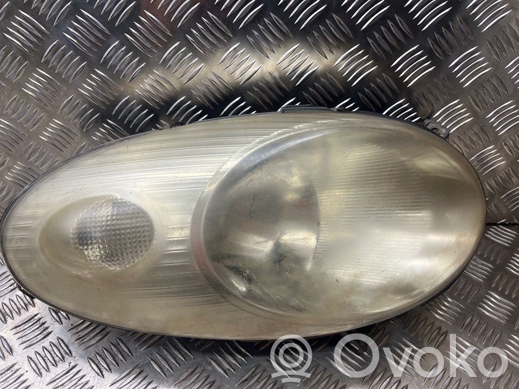 Nissan Micra Headlight/headlamp 