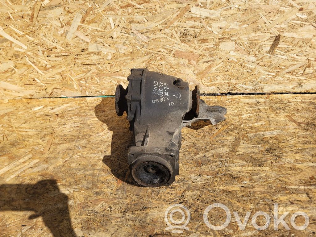 Audi A8 S8 D2 4D Galinis reduktorius 