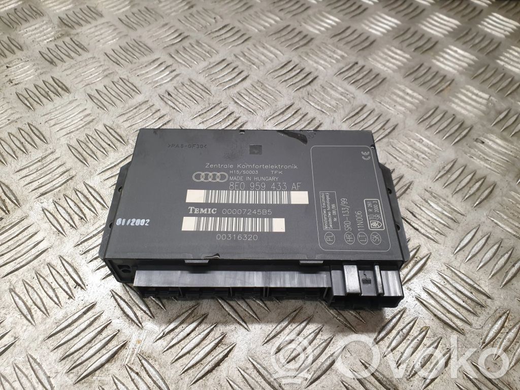Audi A4 S4 B6 8E 8H Komforta modulis 