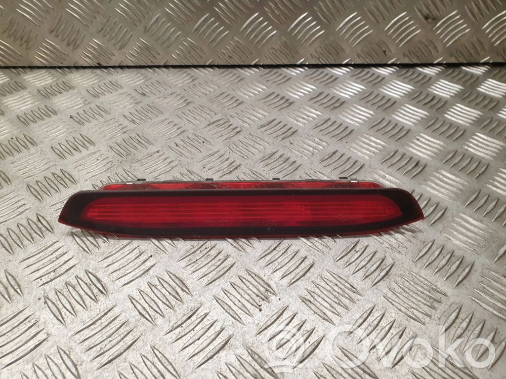 Toyota Corolla Verso E121 Third/center stoplight 
