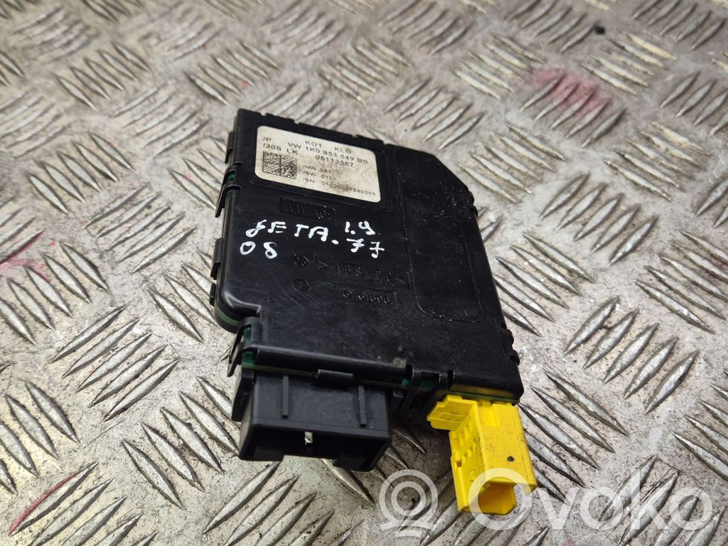 Volkswagen Jetta V Steering angle sensor 