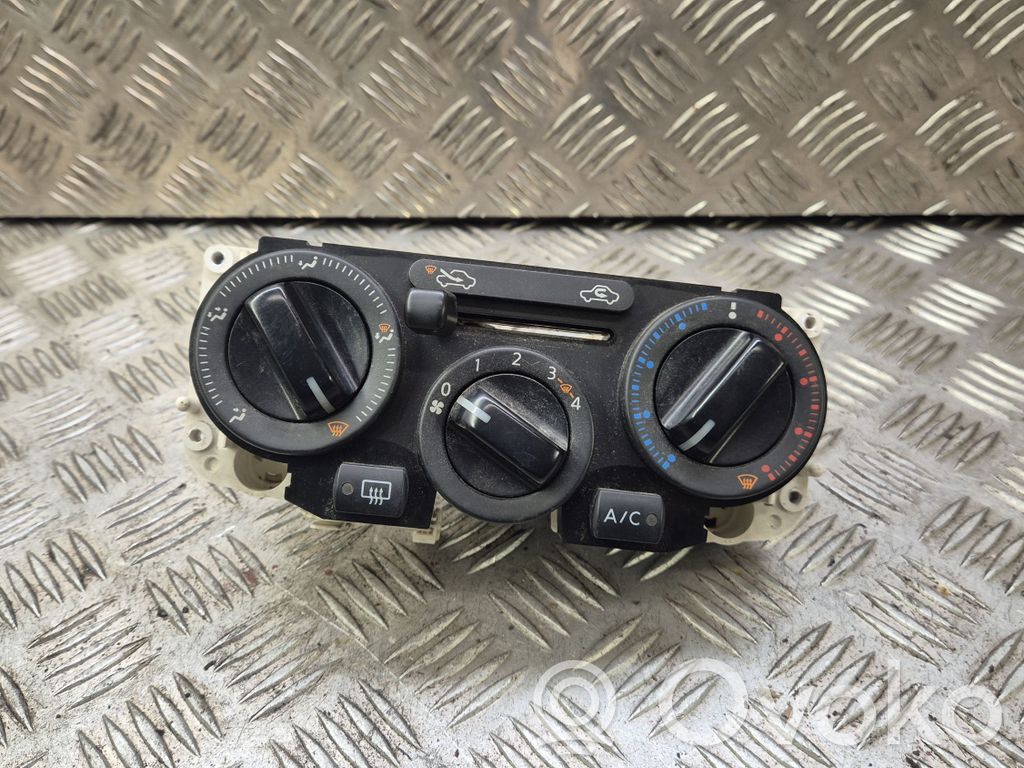 Nissan Note (E11) Climate control unit 