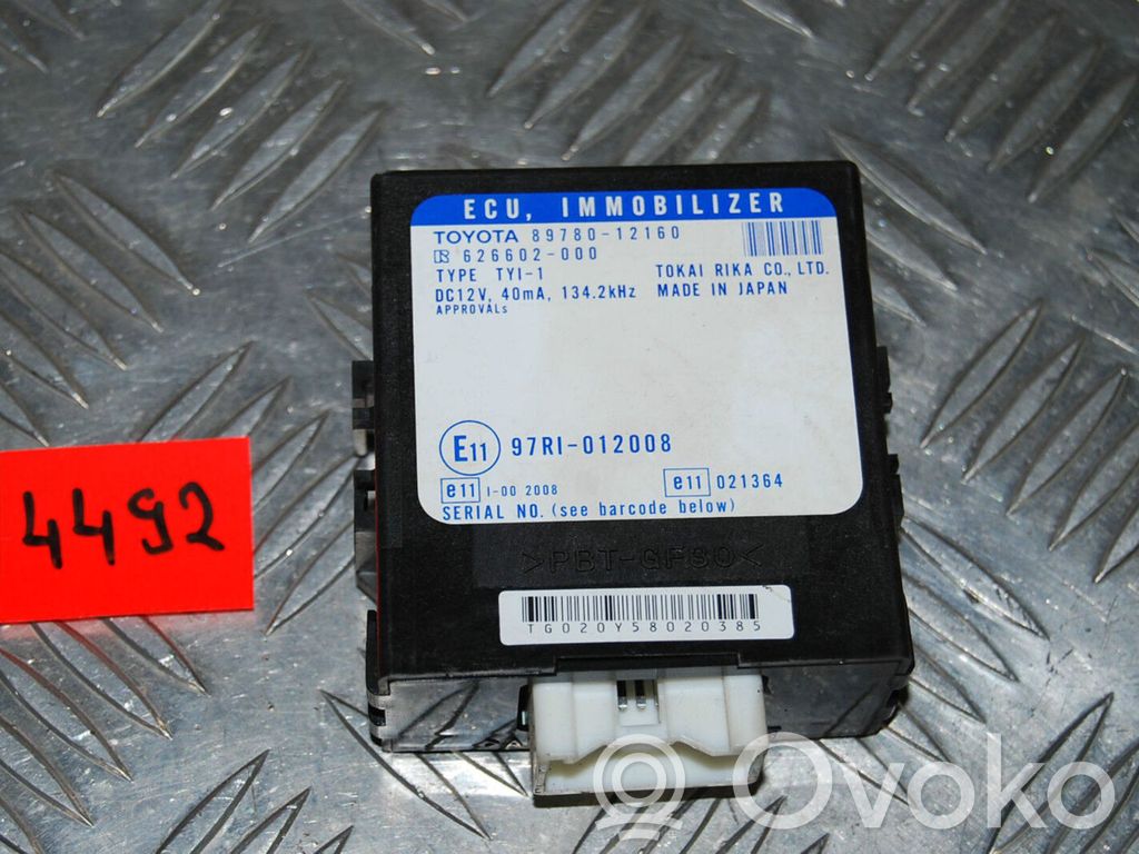 Toyota Corolla E120 E130 Immobilizer control unit/module 