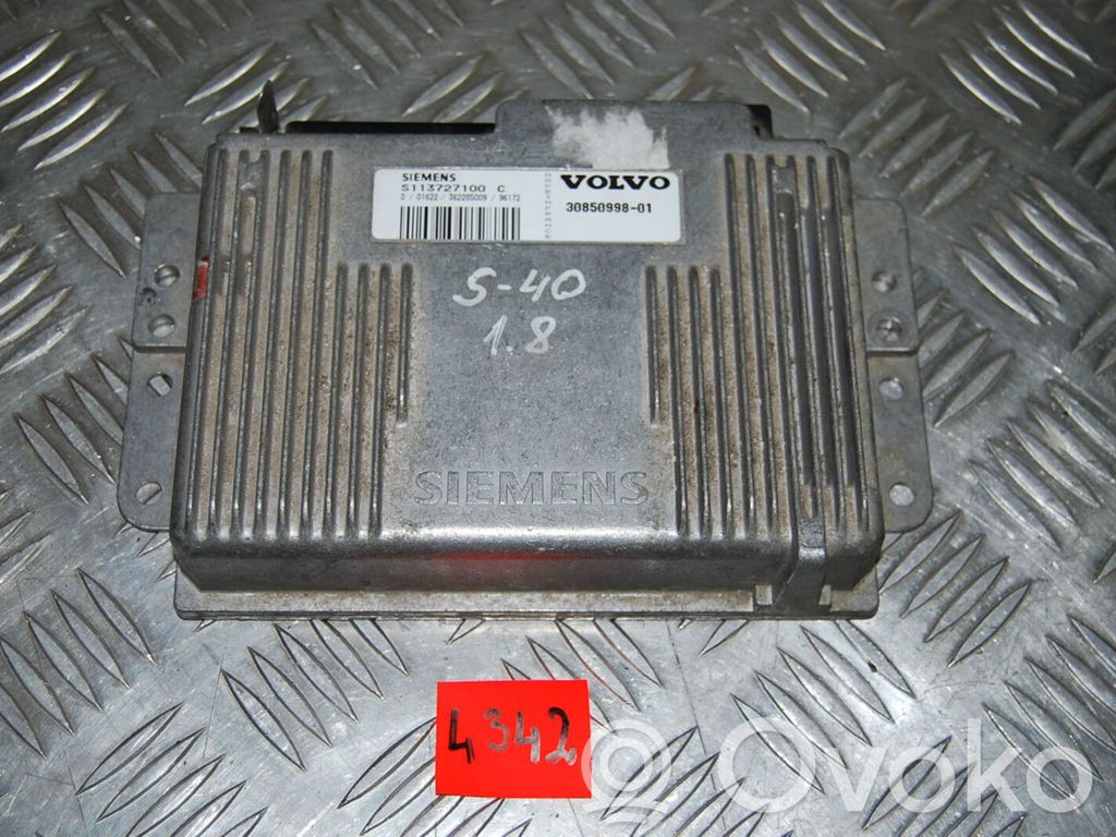 Volvo S40, V40 Engine control unit/module 