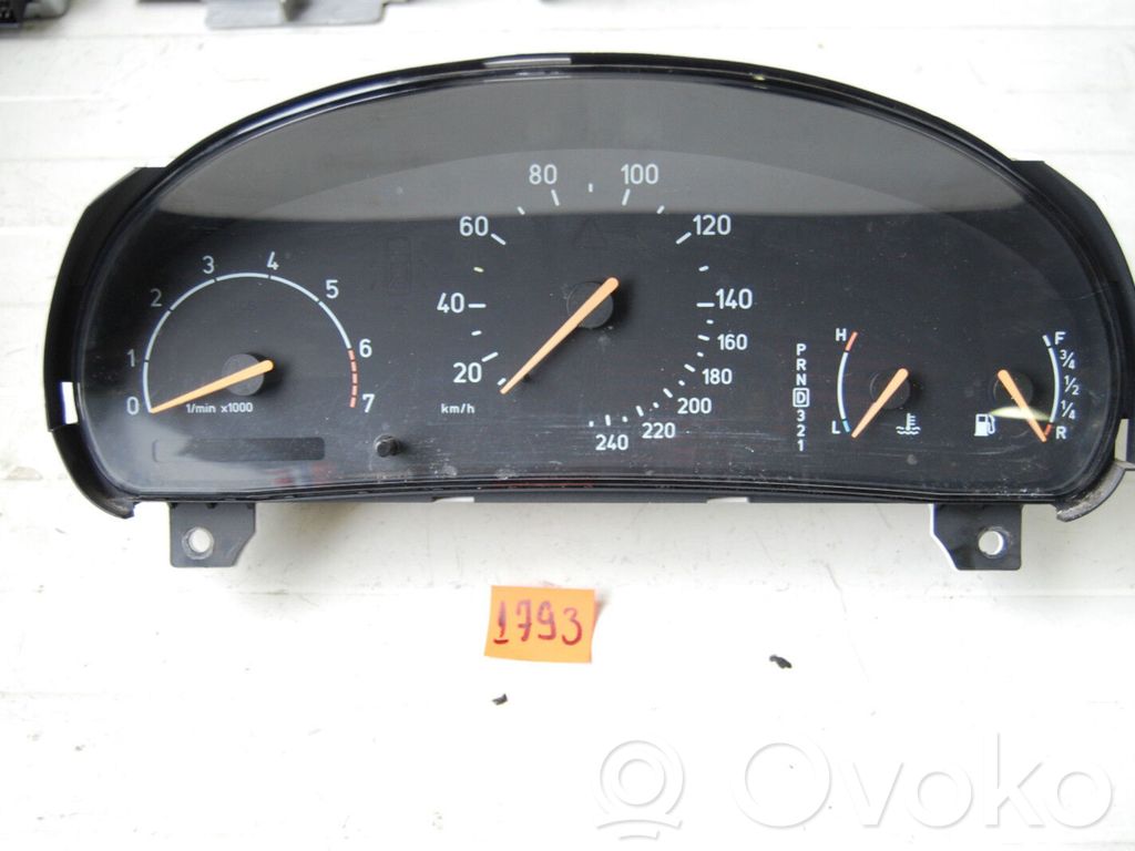 Speedometer (instrument cluster)   5042015