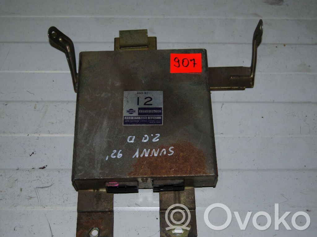 Nissan Sunny Engine control unit/module 