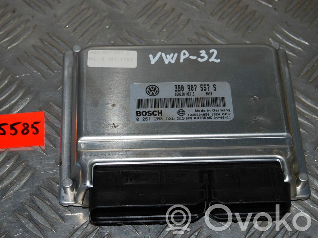 Volkswagen PASSAT B5.5 Engine control unit/module 