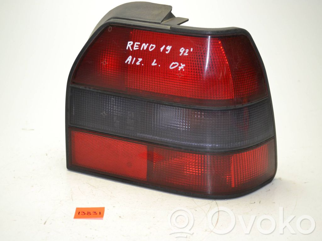 Renault 19 Galinis žibintas kėbule 