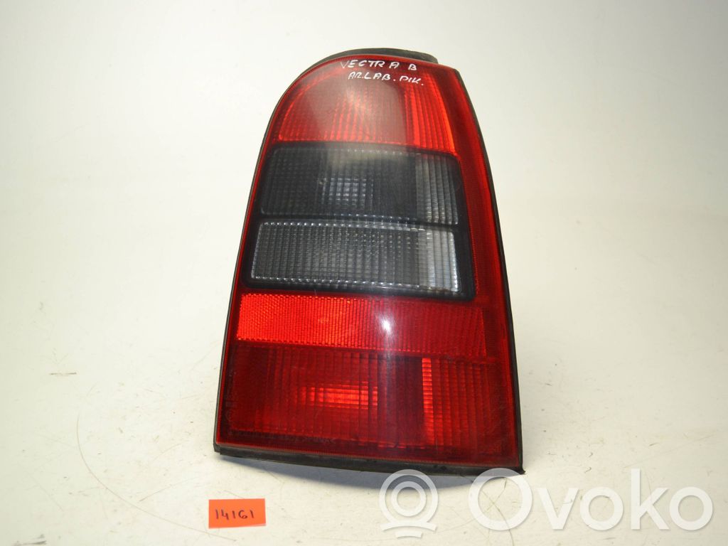 Opel Vectra B Lampa tylna 