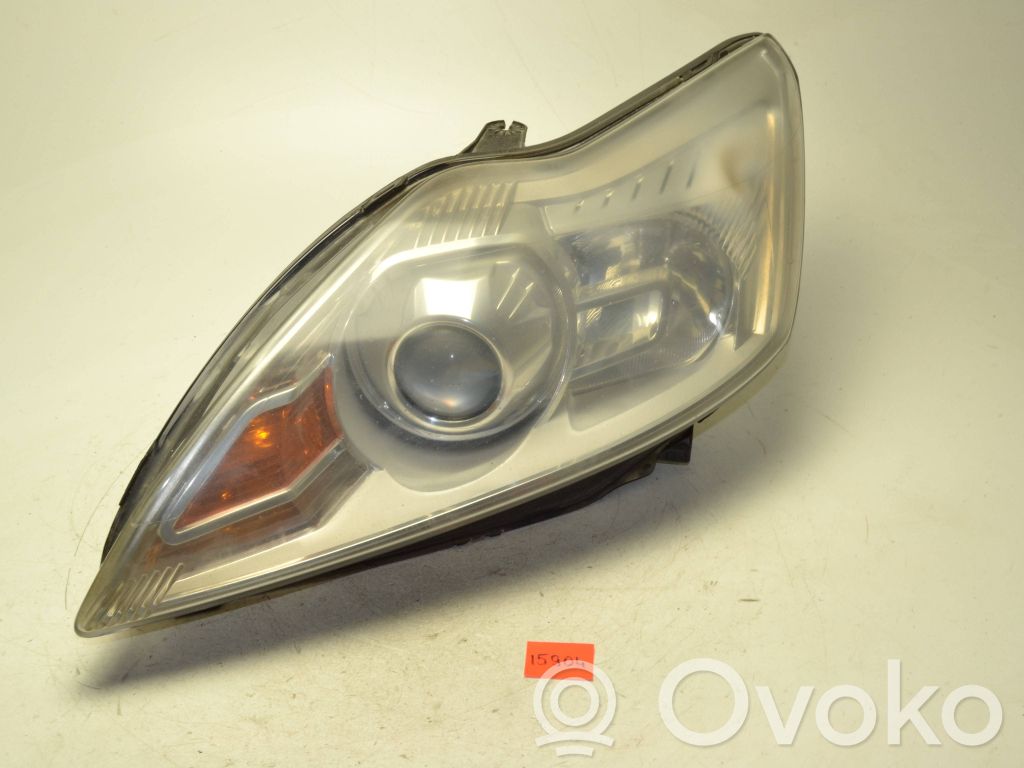 Ford Focus Headlight/headlamp 