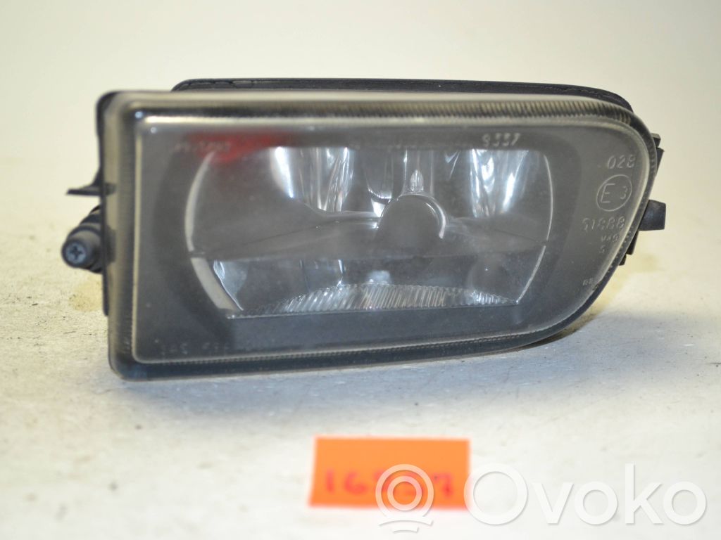 BMW 5 E39 Miglas lukturis priekšā 